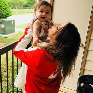 Meet your Posher, Valerie